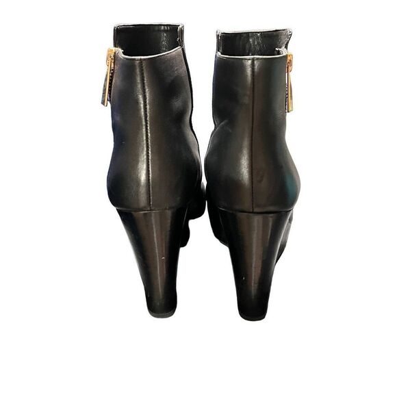 Michael Kors Black Leather Wedge Ankle Boots Booties Size 7 - Picture 4 of 5